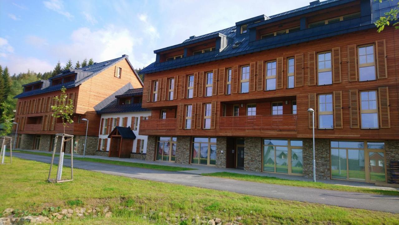 Apartman Horni Misecky - Luxusni Ubytovani Pro Dve Rodiny S Detmi מראה חיצוני תמונה